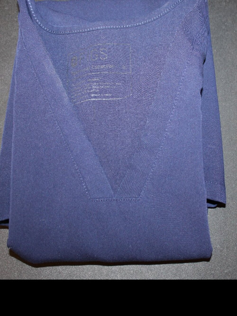 Figs scrub top Women's Navy blue short sleeve V neck size small
